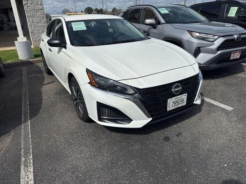 2025 Nissan Altima 2.5 SV