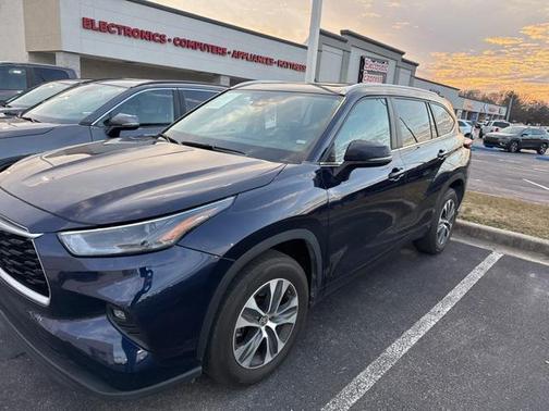 2024 Toyota Highlander XLE