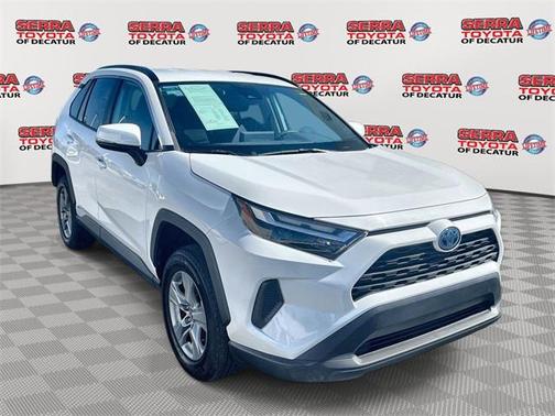 2022 Toyota RAV4 Hybrid XLE