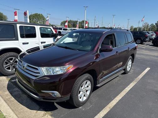 2012 Toyota Highlander SE
