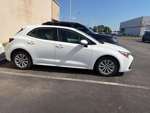 Ice Cap 2024 Toyota Corolla SE