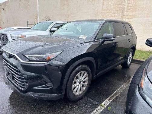 Midnight Black Metallic 2025 Toyota Grand Highlander XLE