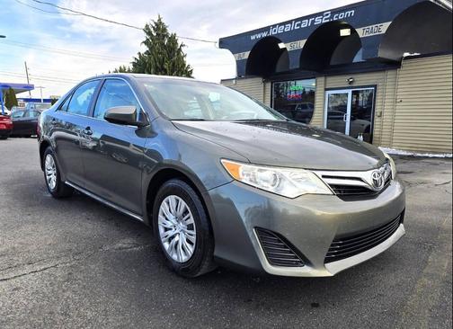 2013 Toyota Camry LE