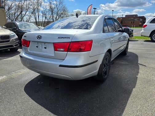 2010 Hyundai SONATA GLS