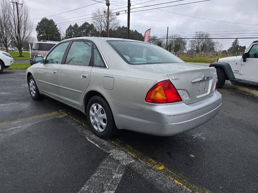 2002 Toyota Avalon XL
