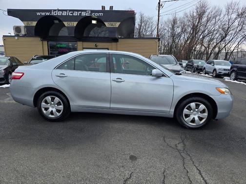 2007 Toyota Camry LE