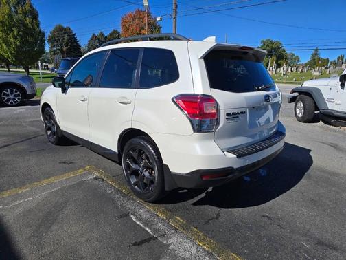 2018 Subaru Forester 2.5i Premium Black Edition