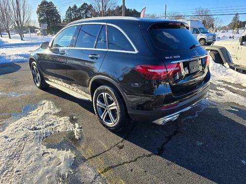 2018 Mercedes-Benz GLC 300 4MATIC