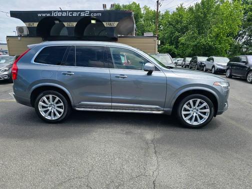 Gray 2016 Volvo XC90 T6 Inscription