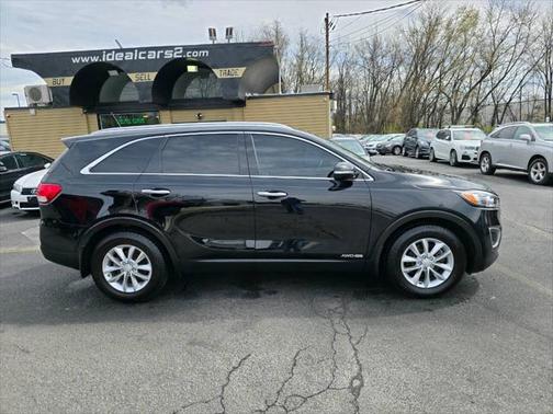 2018 Kia Sorento LX