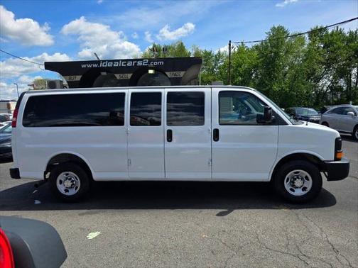 2012 Chevrolet Express 3500 LS