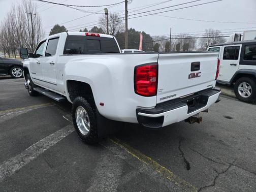 2015 GMC Sierra 3500 Denali