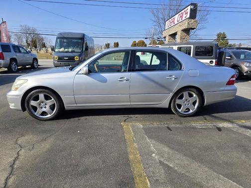 2005 Lexus LS 430 Base