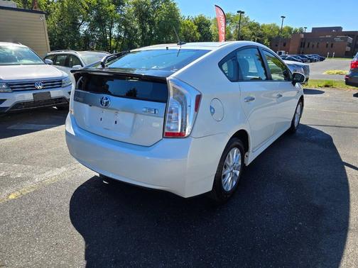 2014 Toyota Prius Plug-in Advanced