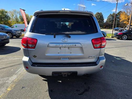 2015 Toyota Sequoia SR5