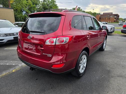 2010 Hyundai SANTA FE SE