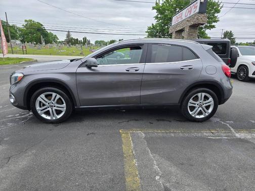 Gray 2019 Mercedes-Benz GLA 250 4MATIC