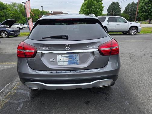 Gray 2019 Mercedes-Benz GLA 250 4MATIC
