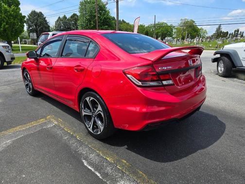 Red 2014 Honda Civic Si
