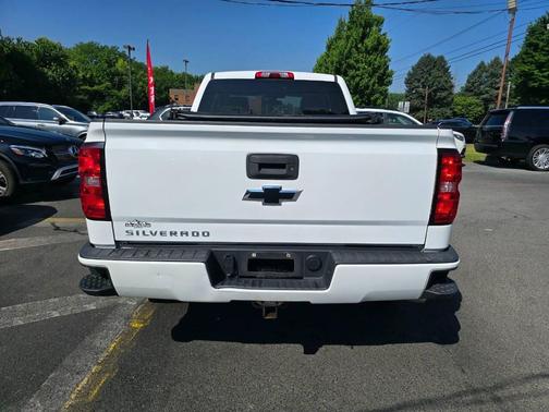 White 2016 Chevrolet Silverado 1500 Custom