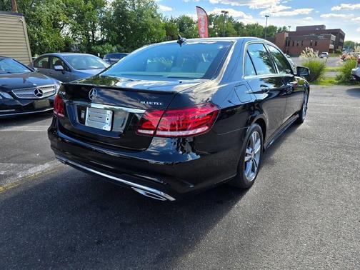 2015 Mercedes-Benz E-Class E 250 BlueTEC 4MATIC AWD 4dr Sedan