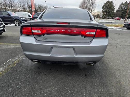 2014 Dodge Charger SE