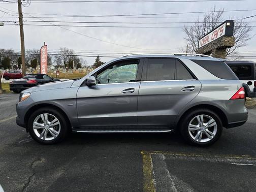 2012 Mercedes-Benz M-Class ML 350 BlueTEC AWD 4MATIC 4dr SUV