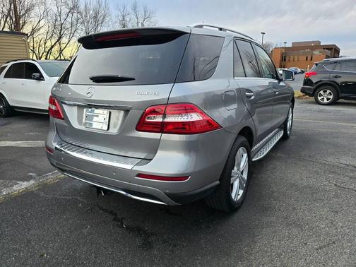 2012 Mercedes-Benz M-Class ML 350 BlueTEC AWD 4MATIC 4dr SUV
