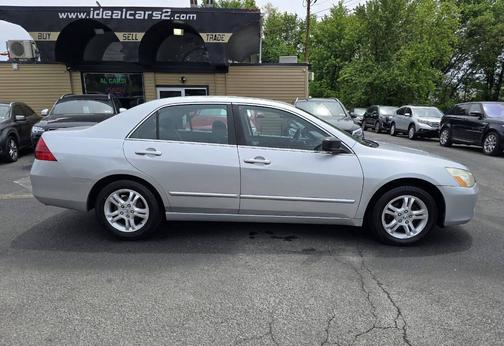 Alabaster Silver Metallic 2007 Honda Accord EX
