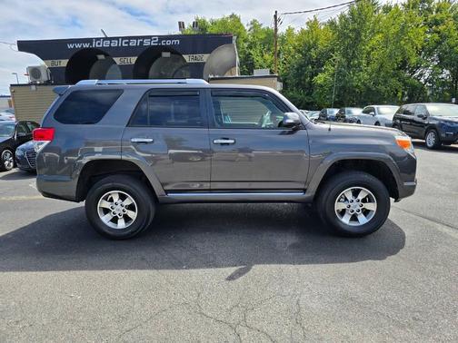 2013 Toyota 4Runner SR5