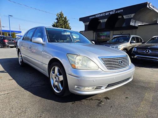 Silver 2005 Lexus LS 430 Base