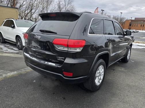 2018 Jeep Grand Cherokee Laredo E
