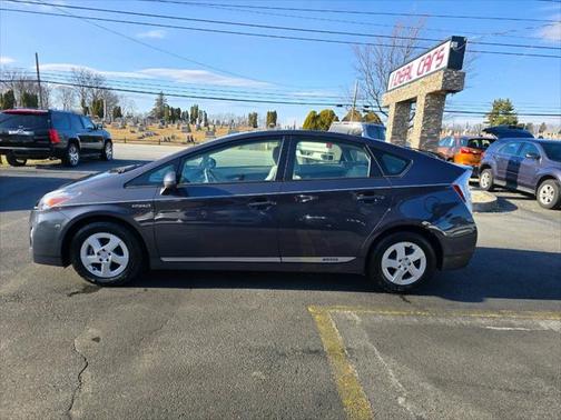 2011 Toyota Prius III