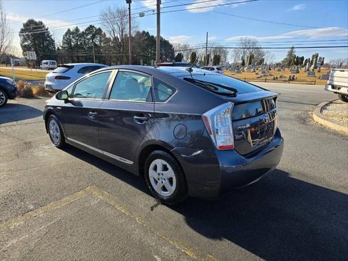 2011 Toyota Prius III