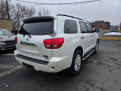 2013 Toyota Sequoia Platinum