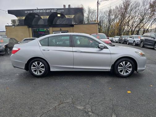 2013 Honda Accord LX 4dr Sedan CVT
