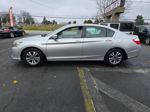 2013 Honda Accord LX 4dr Sedan CVT