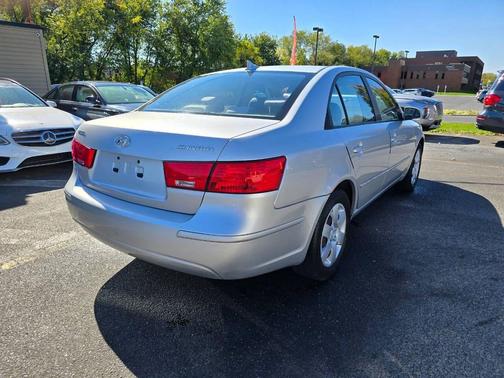 2009 Hyundai SONATA GLS