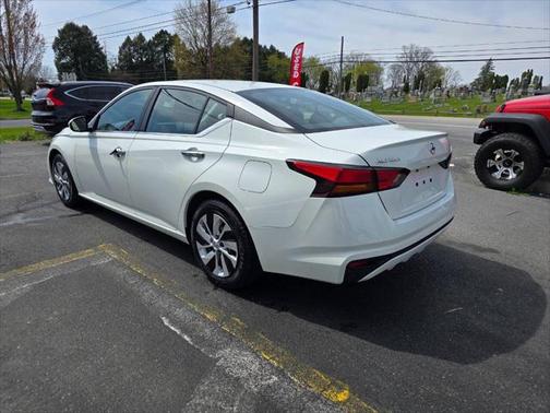 2022 Nissan Altima 2.5 S 4dr Sedan