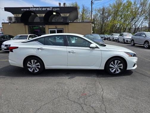 2022 Nissan Altima 2.5 S 4dr Sedan