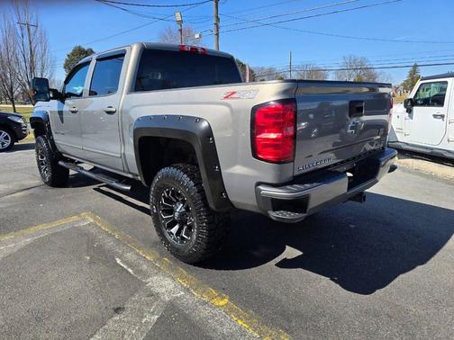 2017 Chevrolet Silverado 1500 2LT