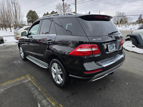 2015 Mercedes-Benz M-Class ML 250 BlueTEC AWD 4MATIC 4dr SUV