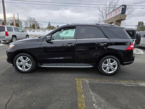 2015 Mercedes-Benz M-Class ML 250 BlueTEC AWD 4MATIC 4dr SUV