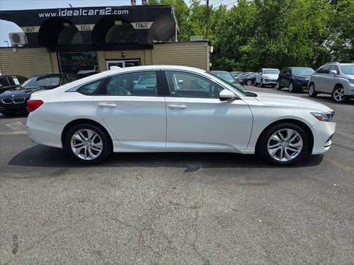 2019 Honda Accord LX 4dr Sedan