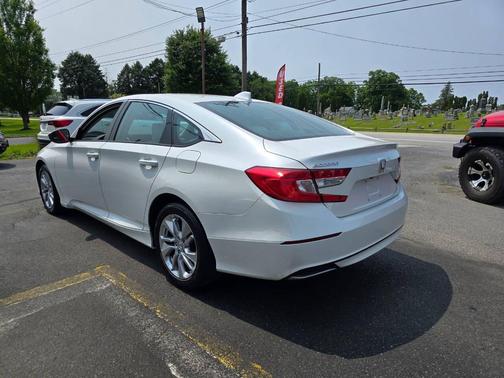 2019 Honda Accord LX 4dr Sedan