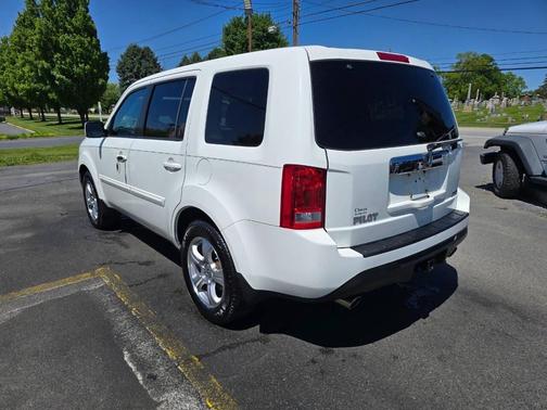 White 2014 Honda Pilot EX-L