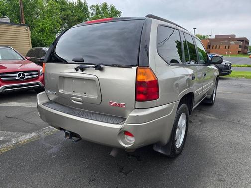 Gray 2003 GMC Envoy SLE