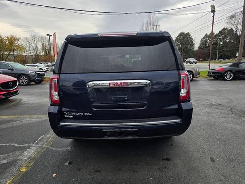 2018 GMC Yukon XL Denali