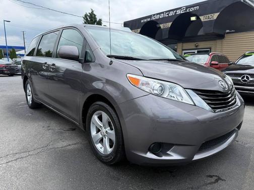 Predawn Gray Mica 2011 Toyota Sienna LE