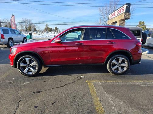 2018 Mercedes-Benz GLC 300 4MATIC